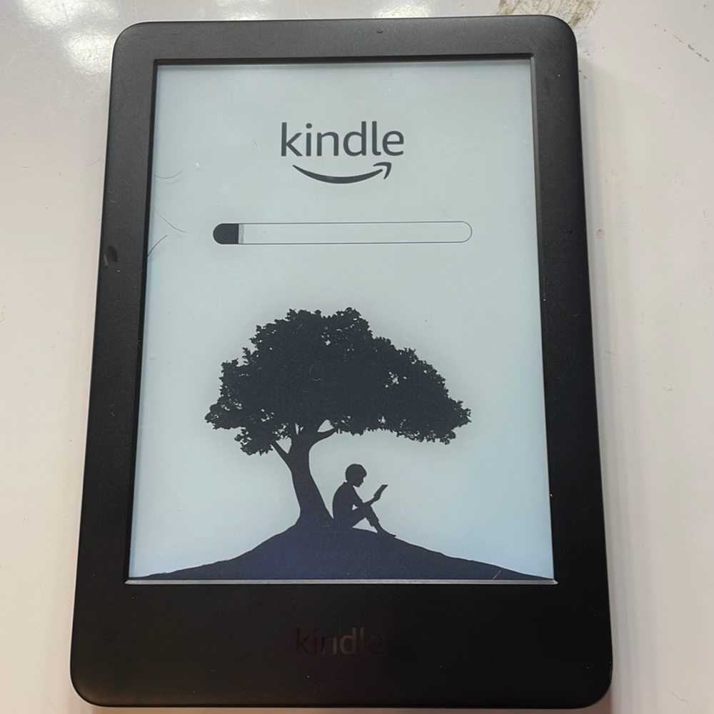 amazon kindle with case